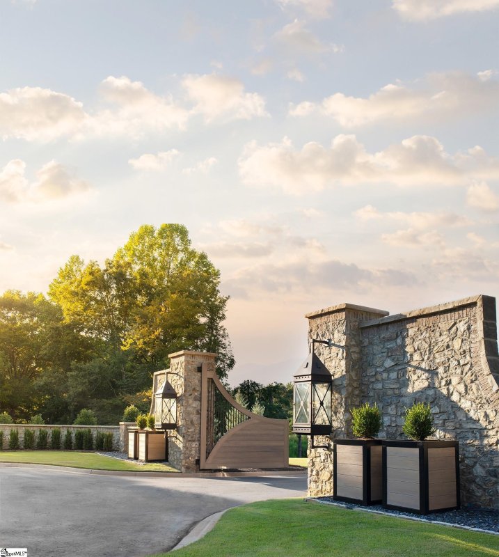 Property image 4 at 714 Madelina Place, Greer, SC 29651