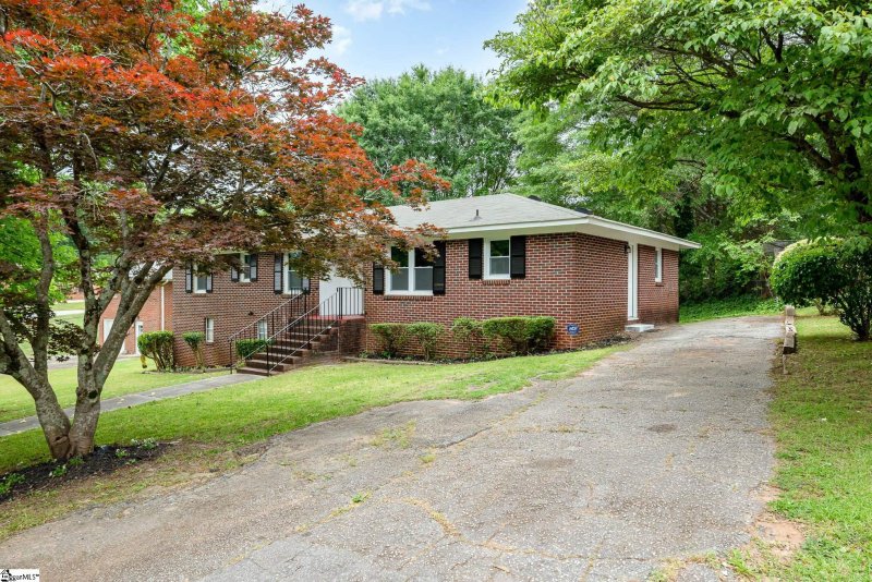 Property image 3 at 3 French Lane, Greenville, SC 29605