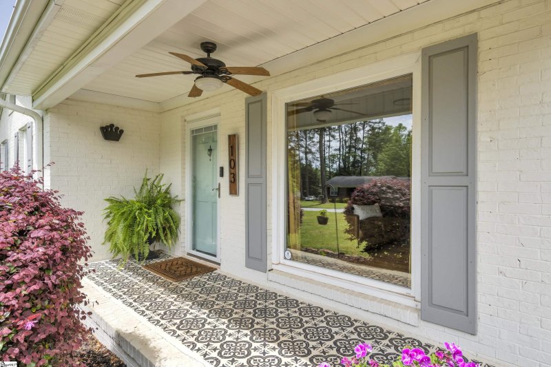 Property image 2 at 103 Konnarock Circle, Greenville, SC 29617