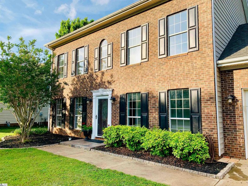 Property image 2 at 414 Rosehaven Way, Greer, SC 29651