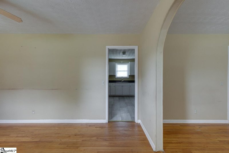 Property image 5 at 9 Picardy Drive, Greenville, SC 29605