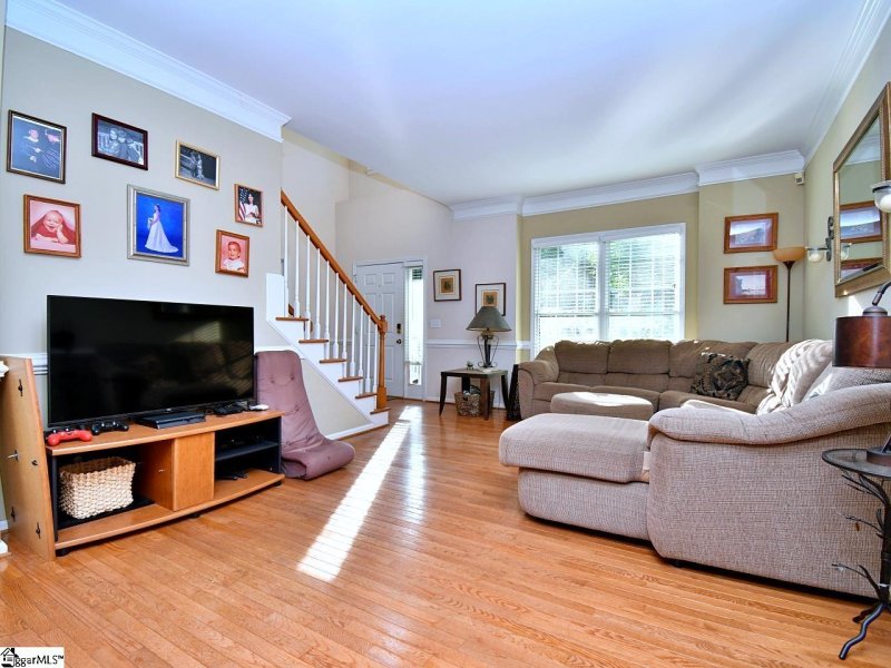 Property image 4 at 14 Angel Wing Court, Taylors, SC 29687