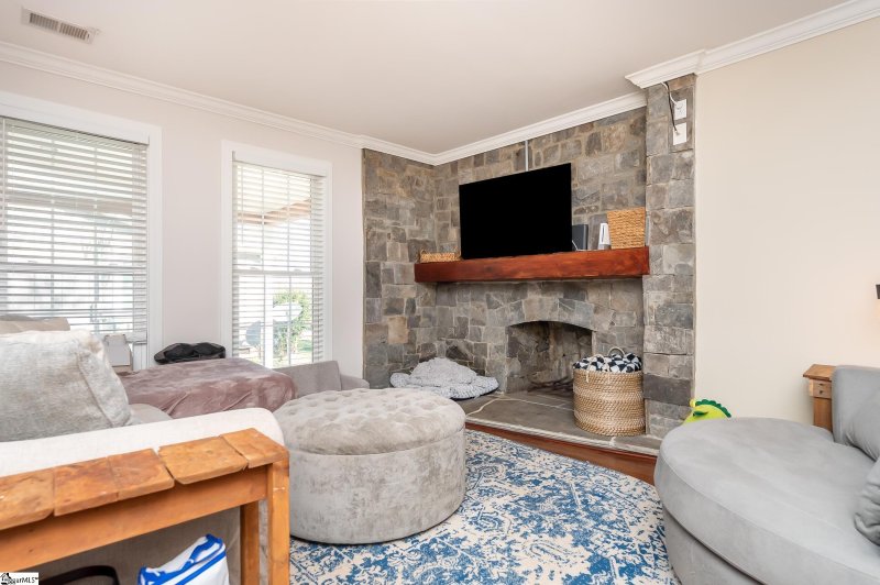 Property image 4 at 226 W Dorchester Boulevard, Greenville, SC 29605