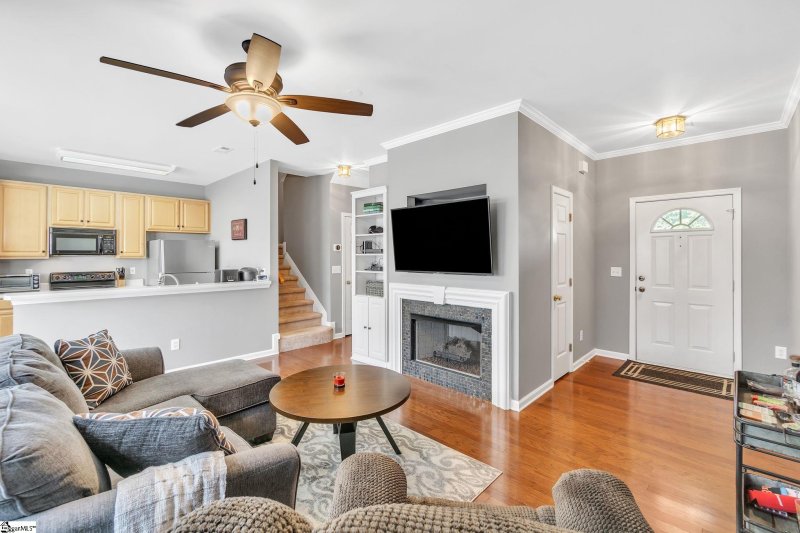 Property image 3 at 507 Cliffview Court, Greer, SC 29650