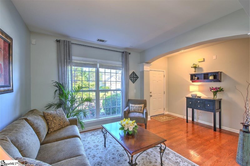 Property image 4 at 16 Box Tree Way, Greenville, SC 29605