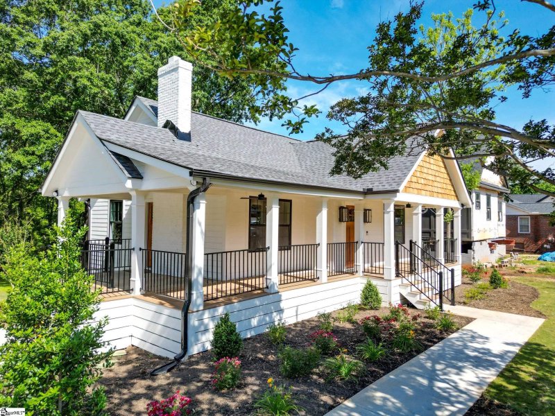 Property image 3 at 32 Old Augusta Road, Greenville, SC 29605