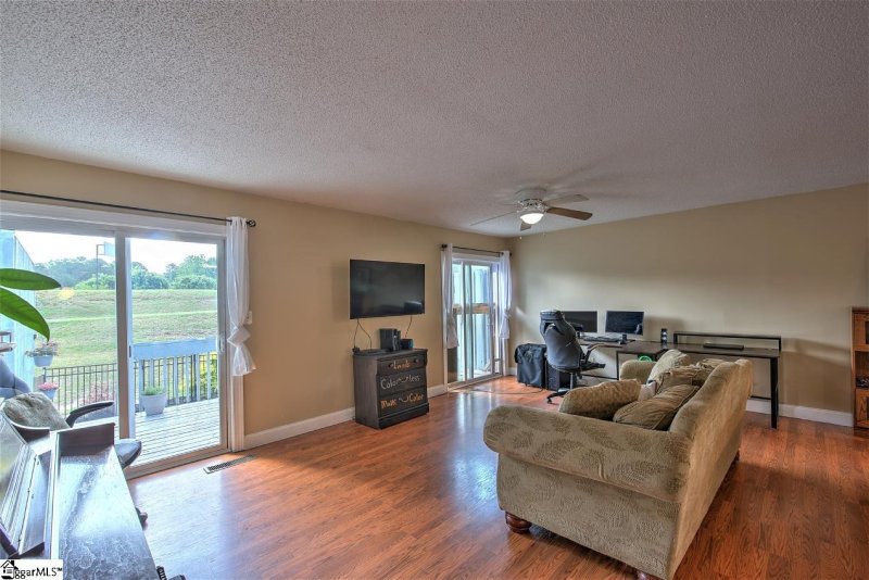 Property image 5 at 86 Topsail Court, Greenville, SC 29611