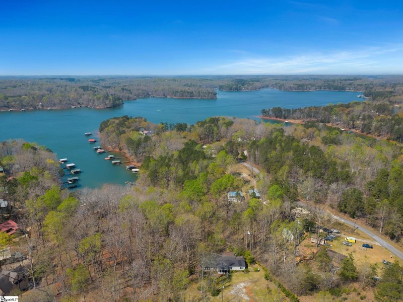 Property image 5 at 104 S Port Bass Drive, Fair Play, SC 29643