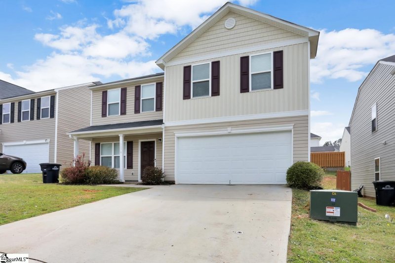 Property image 2 at 1078 Edenbrooke Circle, Anderson, SC 29621