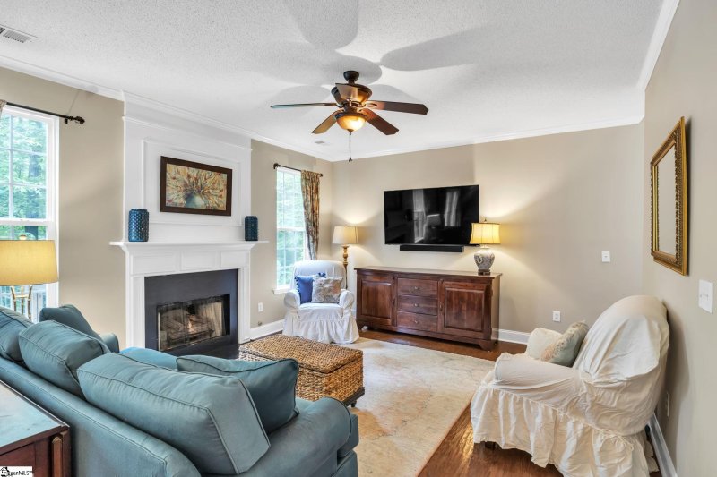 Property image 3 at 304 Northcliff Way, Greenville, SC 29617