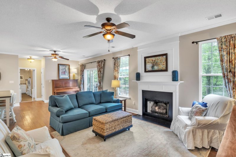 Property image 4 at 304 Northcliff Way, Greenville, SC 29617