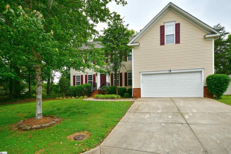 Property image 2 at 108 Green Bank Lane, Simpsonville, SC 29681