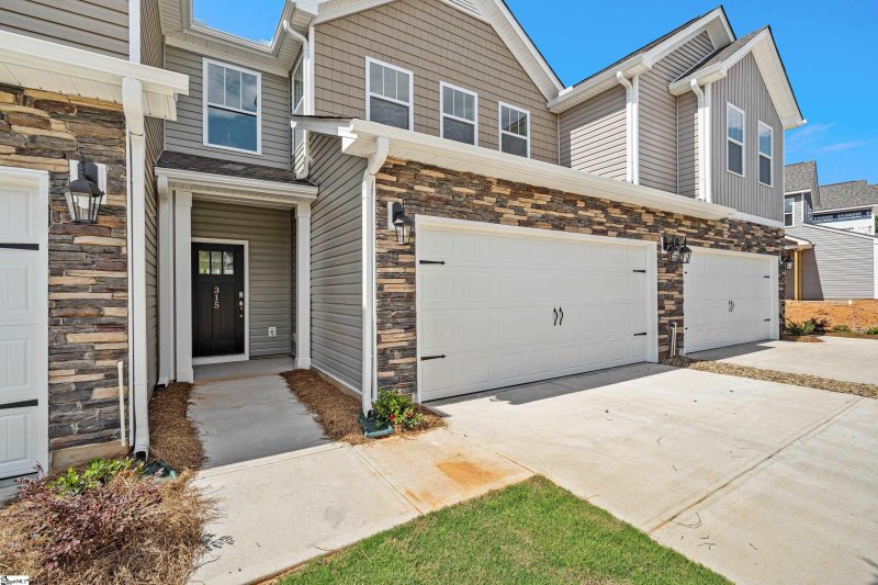 Property image 2 at 315 Cub Court, Greenville, SC 29609
