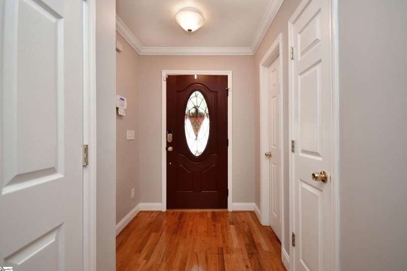 Property image 4 at 118 W Okaloosa Way, Simpsonville, SC 29680