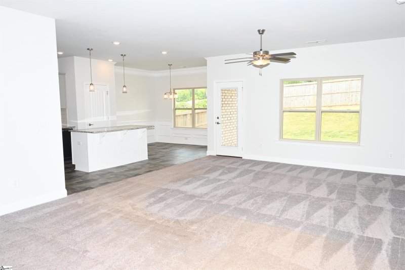 Property image 4 at 1118 Midway Hill Lane, Duncan, SC 29334