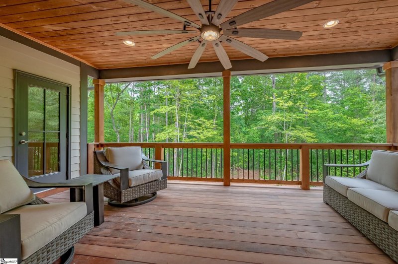 Property image 5 at 525 Bellhaven Court, Salem, SC 29676