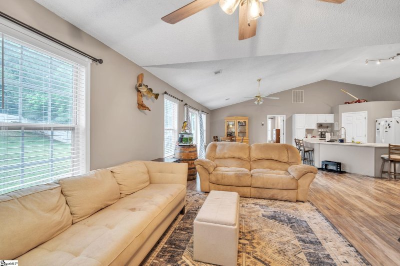 Property image 2 at 103 Sunny Ray Drive, Duncan, SC 29334