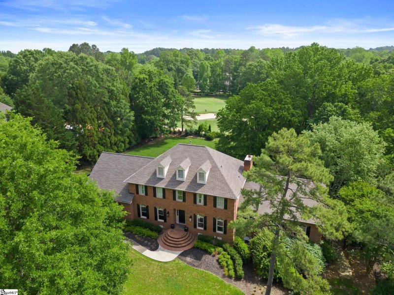 Property image 3 at 207 Muirfield Drive, Spartanburg, SC 29306