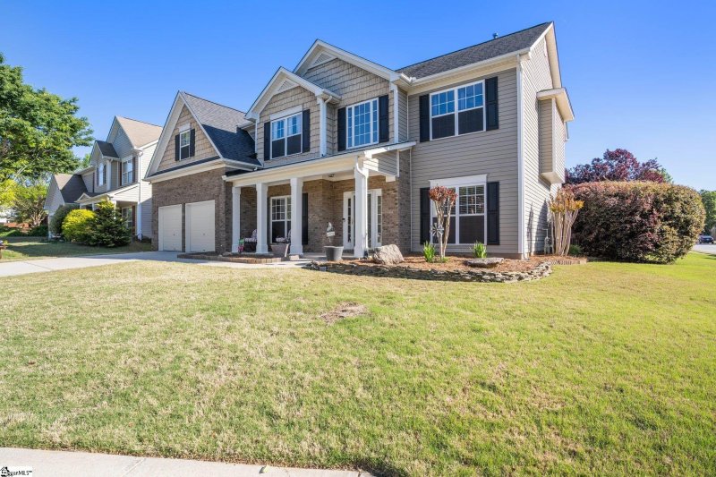 Property image 2 at 305 Saybrook Road, Simpsonville, SC 29681