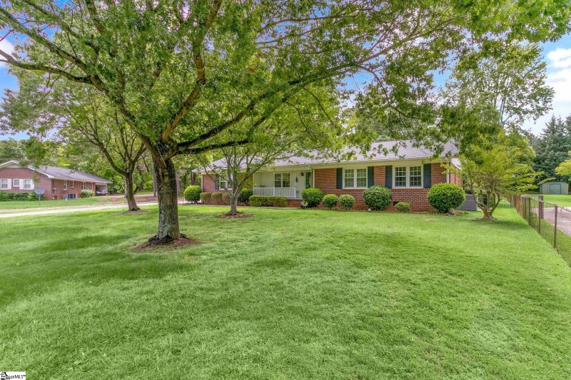 Property image 2 at 103 Dalewood Drive, Simpsonville, SC 29681