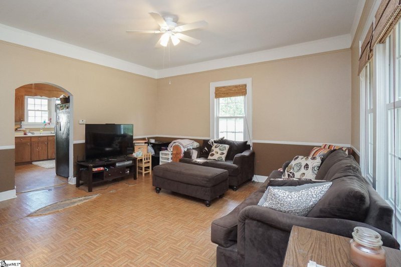 Property image 5 at 6 16th Street, Greer, SC 29651