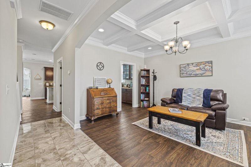 Property image 3 at 500 Red Ledge Court, Greer, SC 29650