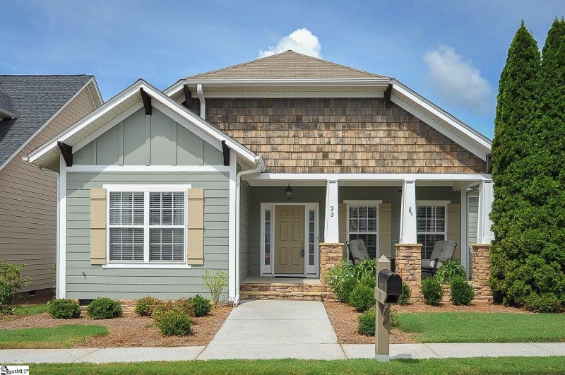 23 Pine Island Drive