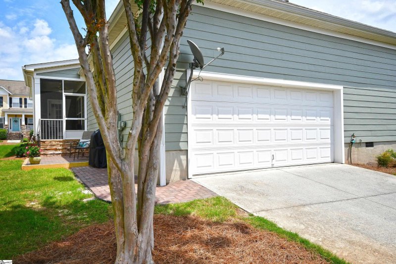 Property image 4 at 23 Pine Island Drive, Simpsonville, SC 29681