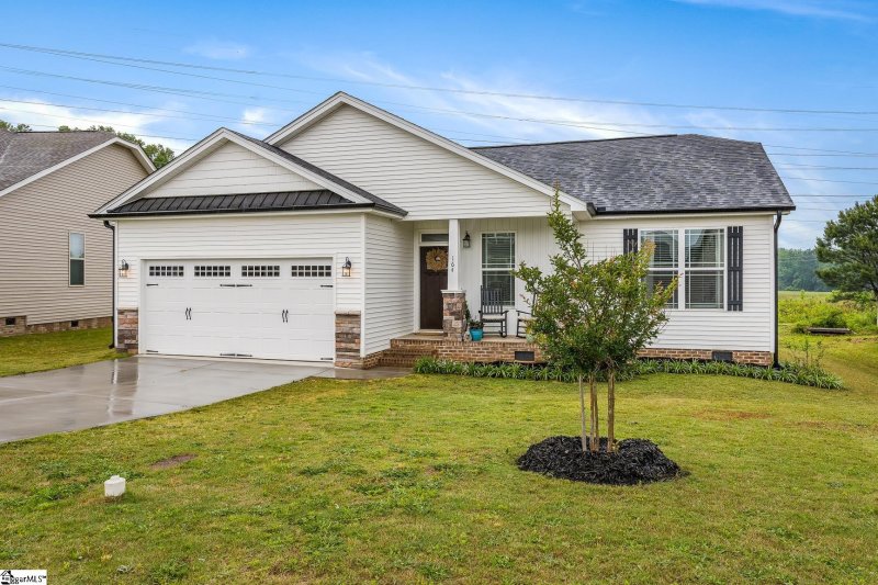 Property image 2 at 164 Norfolk Circle, Anderson, SC 29625-0000