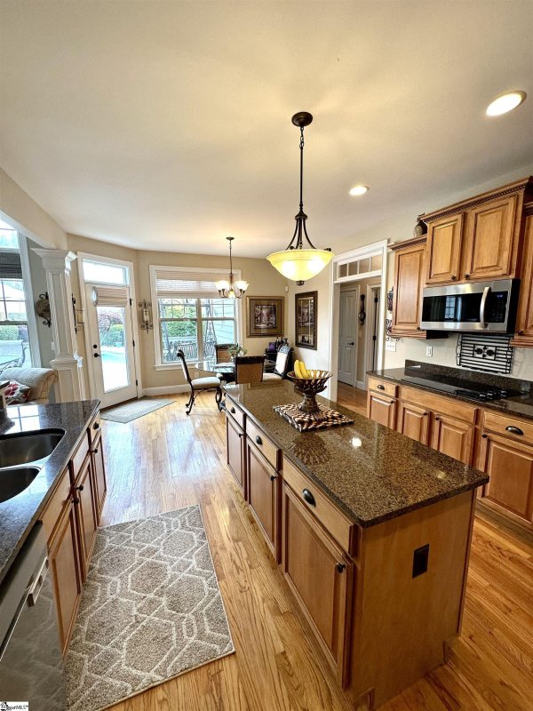 Property image 5 at 101 Cayanne Court, Greer, SC 29651