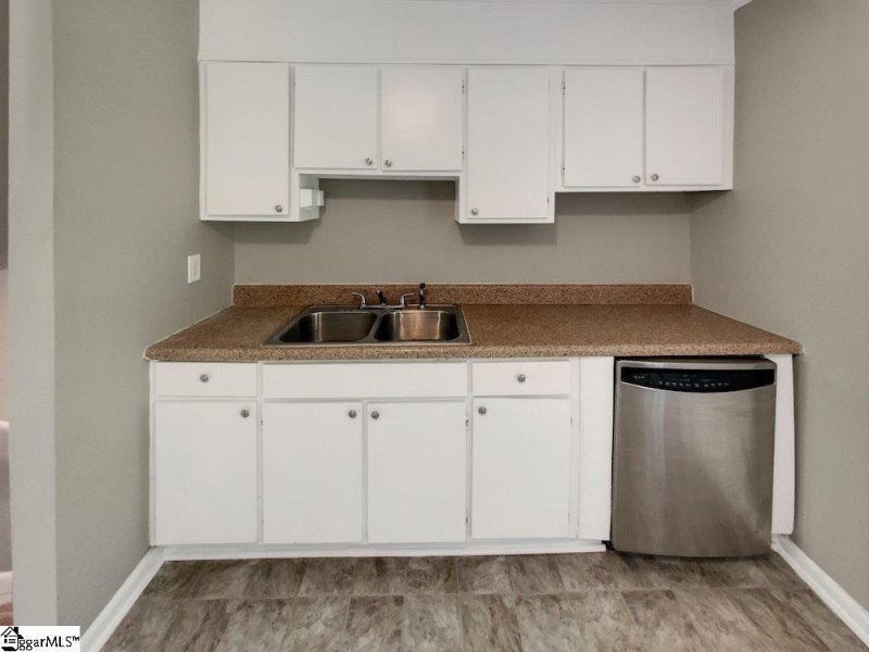 Property image 5 at 111 Peachwood Street, Moore, SC 29369