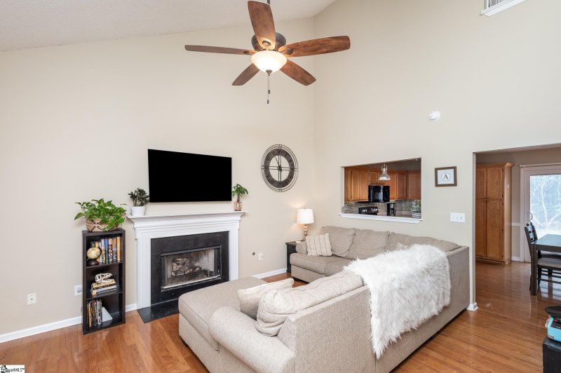 Property image 3 at 4 Wickby Court, Simpsonville, SC 29680