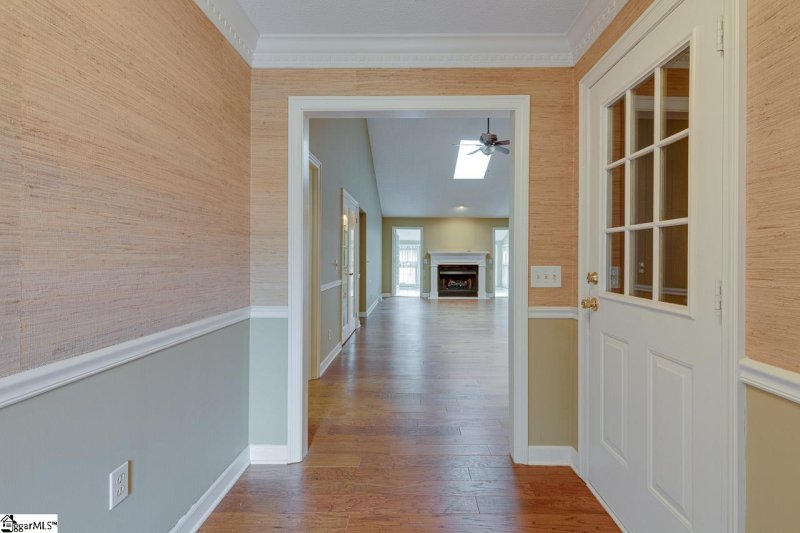 Property image 4 at 10 Club Pointe, Taylors, SC 29687