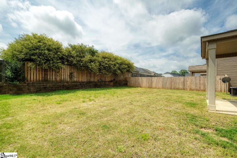 Property image 5 at 2026 Pomerol Drive, Moore, SC 29369