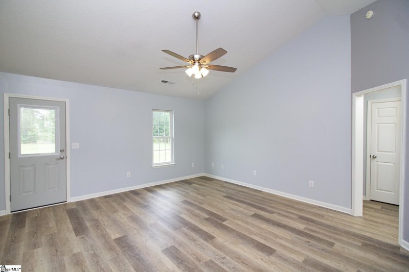 Property image 4 at 111 Rock Moss Drive, Williamston, SC 29697