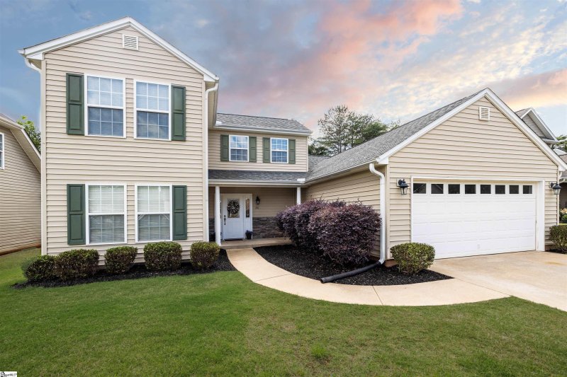 201 Summitbluff Drive