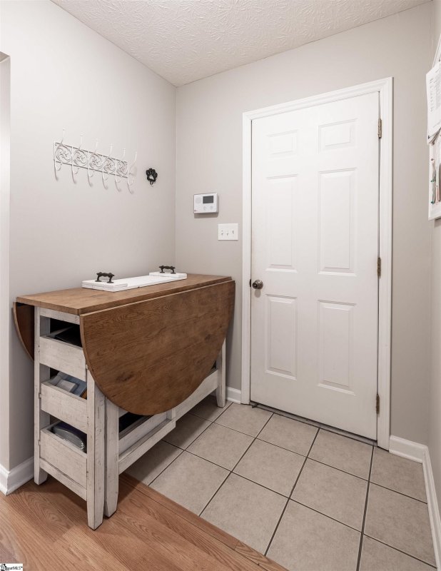 Property image 5 at 201 Summitbluff Drive, Greenville, SC 29617