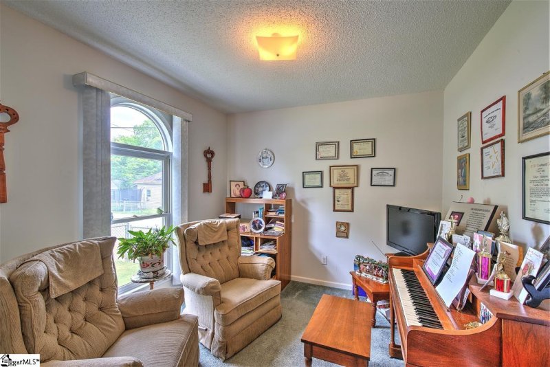 Property image 4 at 1512 5th Street, Greenville, SC 29611