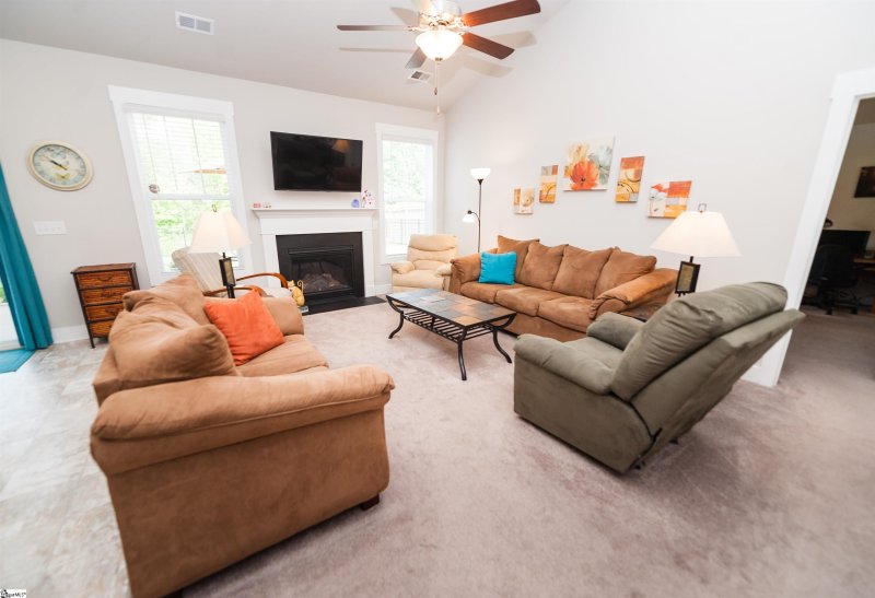 Property image 3 at 422 Vestry Place, Moore, SC 29369