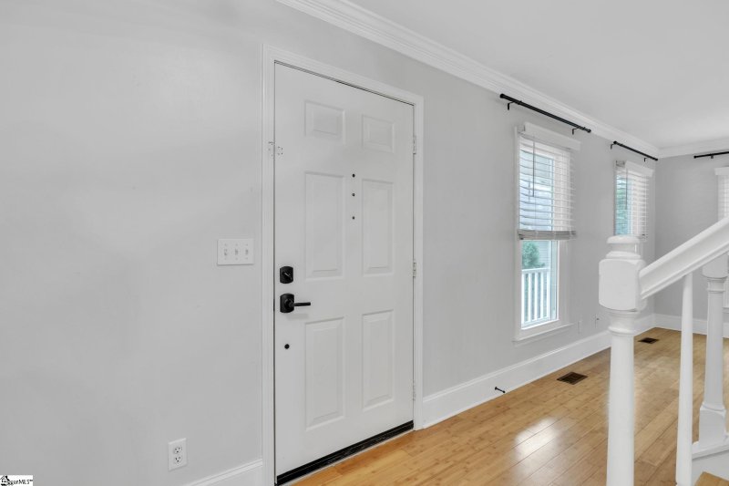 Property image 2 at 9 Waxwing Court, Simpsonville, SC 29681