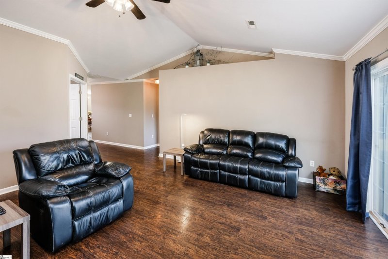 Property image 5 at 135 Kensett Drive, Williamston, SC 29697