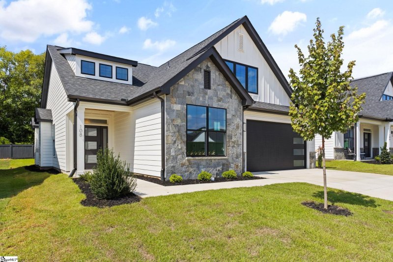 Property image 2 at 108 Waterville Way, Simpsonville, SC 29681