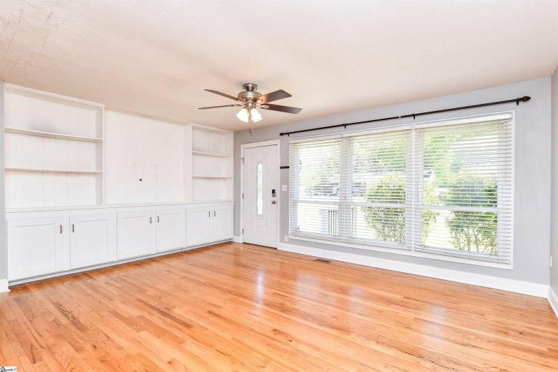 Property image 5 at 205 Looneybrook Drive, Fountain Inn, SC 29644