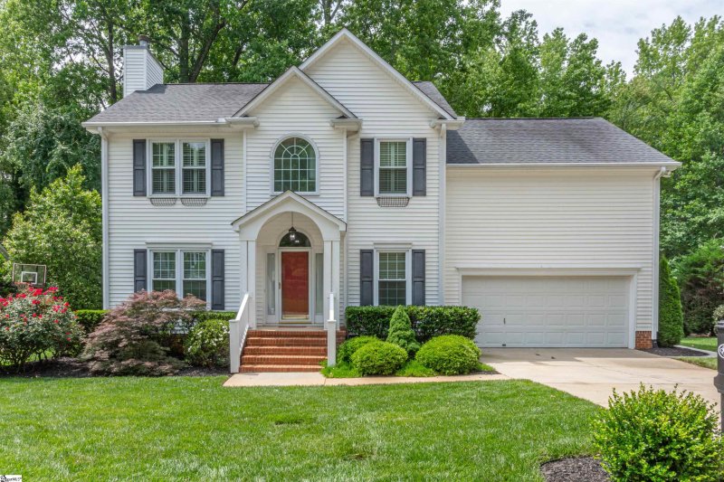 27 Summer Glen Drive