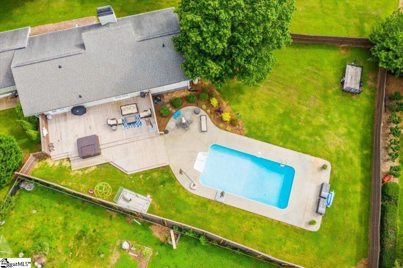 Property image 3 at 910 Harness Trail, Simpsonville, SC 29681