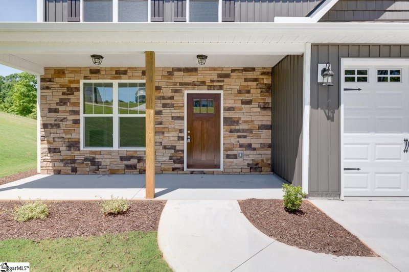 Property image 4 at 112 Inlet Pointe Drive, Anderson, SC 29625