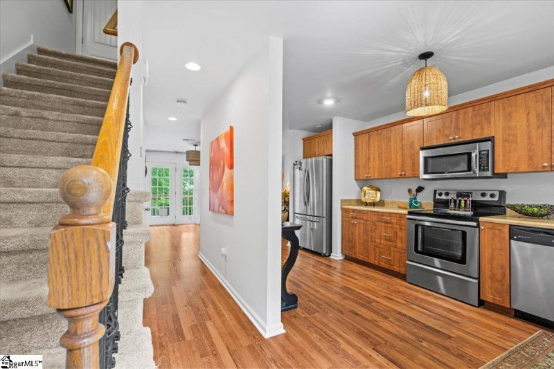 Property image 5 at 1 Dover Drive, Taylors, SC 29687