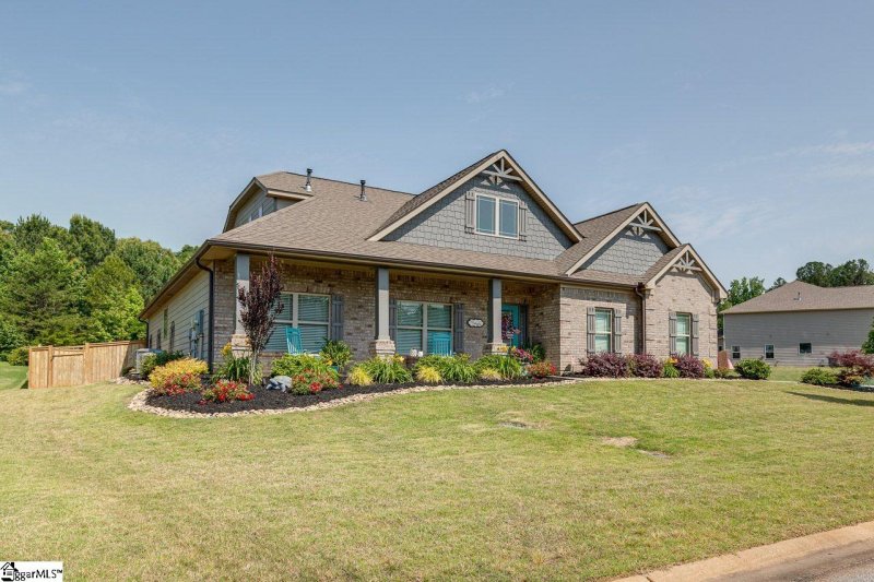 Property image 2 at 106 James Lake Way, Easley, SC 29642