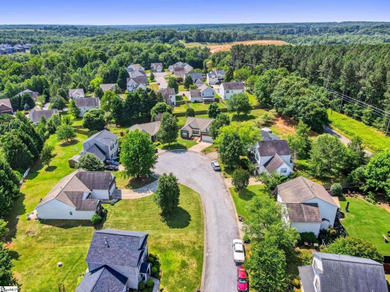 Property image 5 at 940 Breezewood Court, Greer, SC 29651