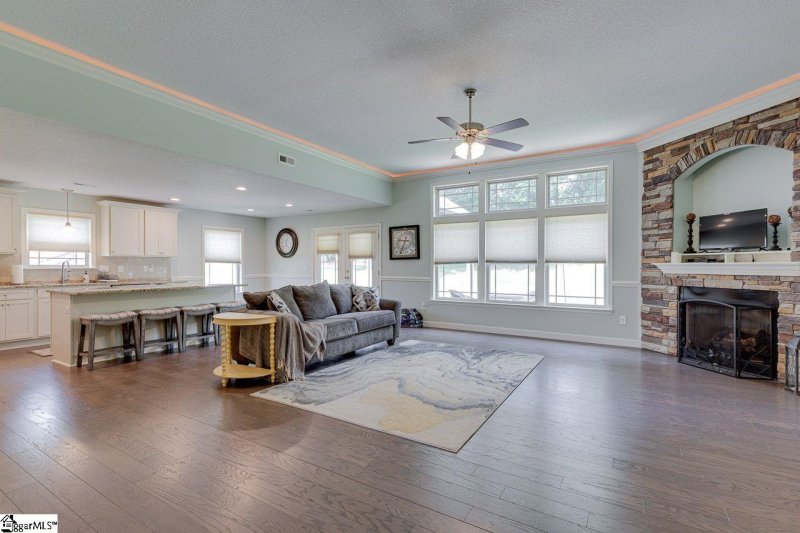 Property image 4 at 1104 Rosabella Lane, Greer, SC 29651